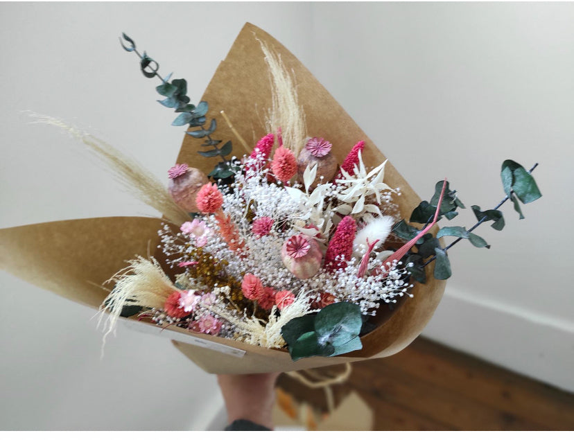 Bouquet séché rose pastel eucalyptus